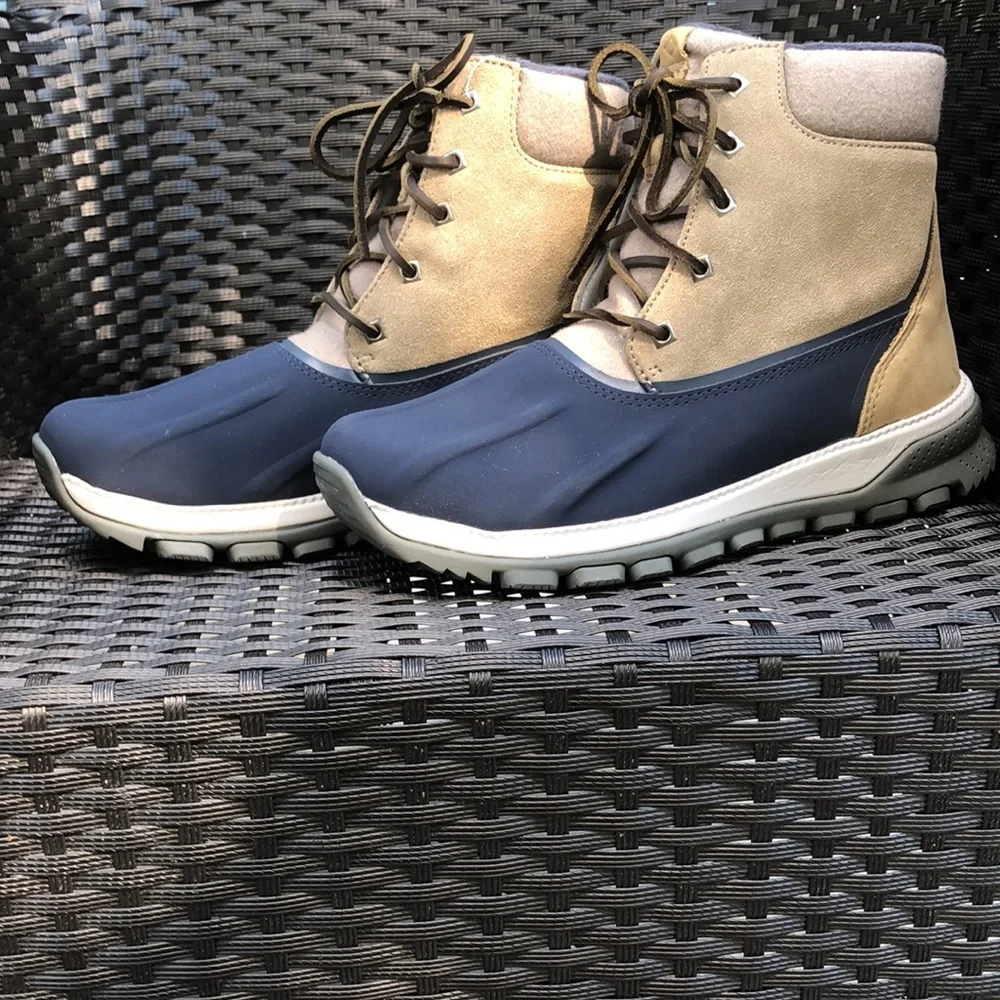 Sperry water resistant thermal linded cold weather boots